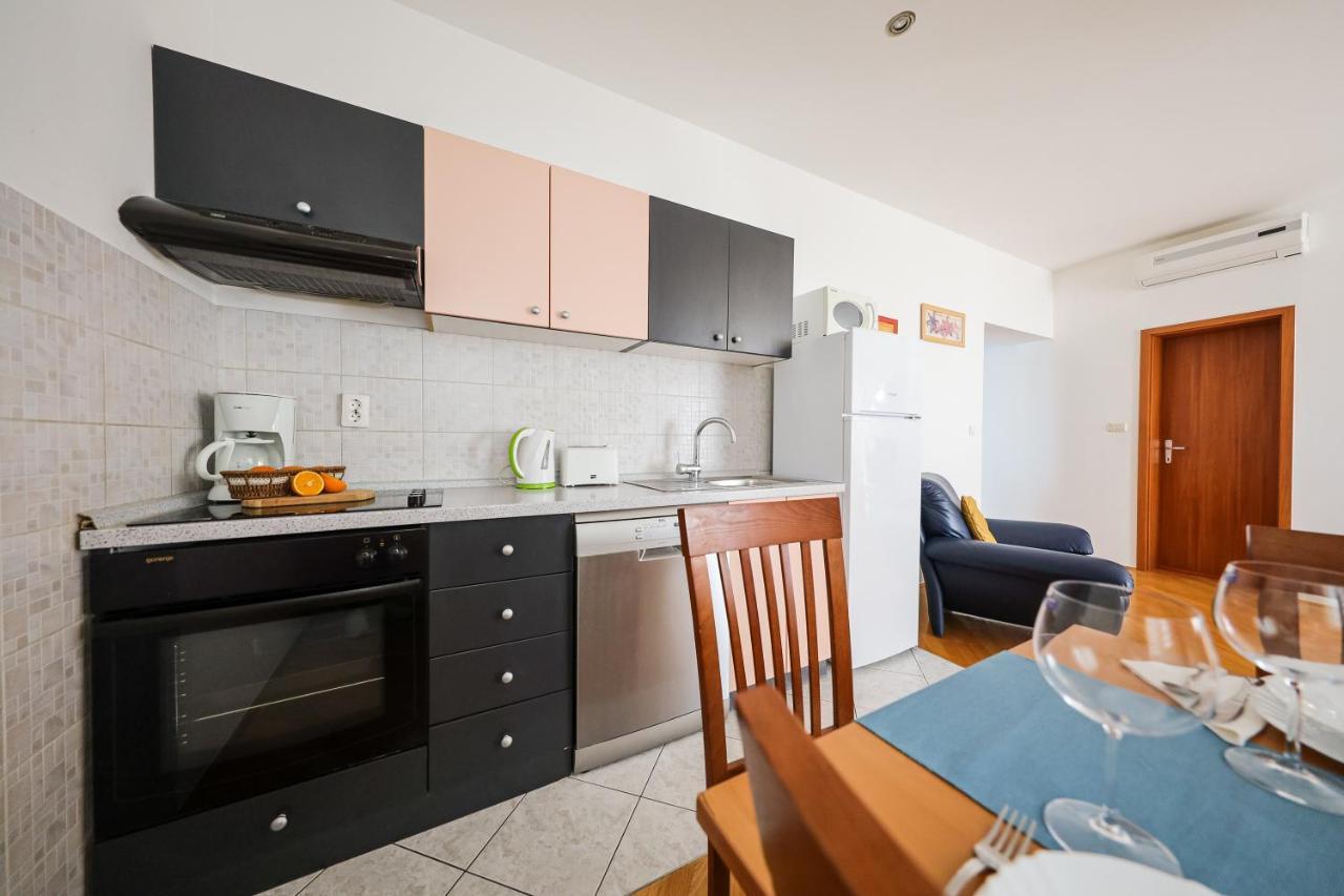 Luton Apartment Zadar Kozino Heating Pool & Jacuzzi Esterno foto