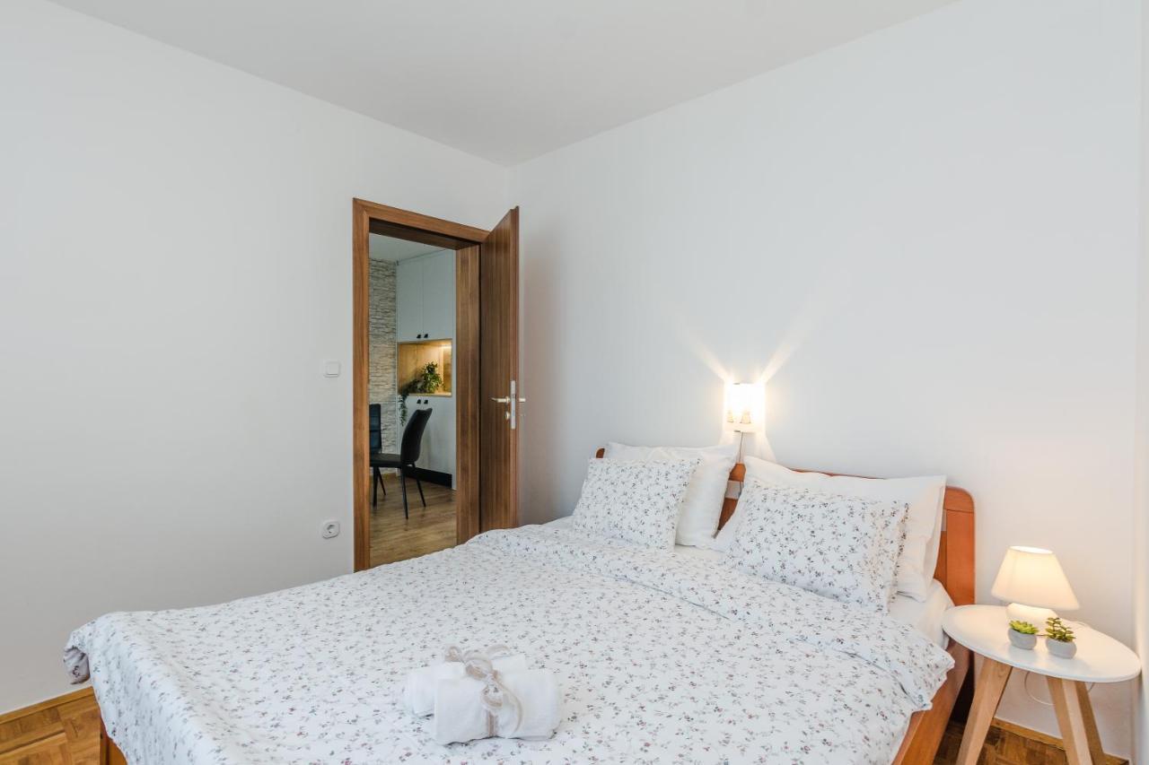 Luton Apartment Zadar Kozino Heating Pool & Jacuzzi Esterno foto